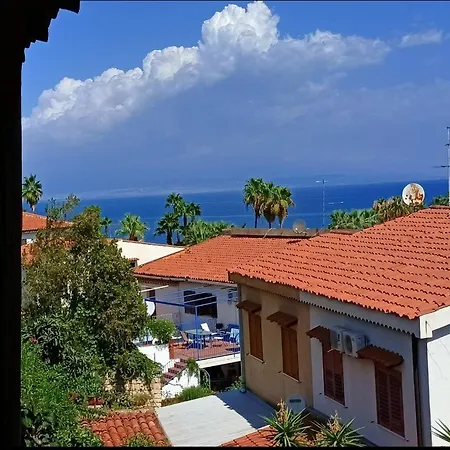 Baia Di Arcile, A 2 Passi Dal Mare Incantato Apartamento