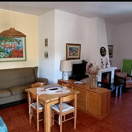 Baia Di Arcile, A 2 Passi Dal Mare Incantato Διαμέρισμα