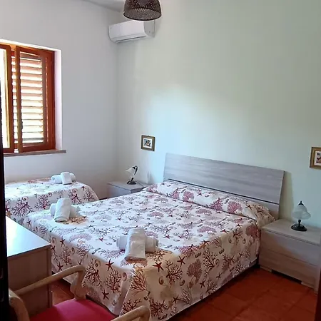 Baia Di Arcile, A 2 Passi Dal Mare Incantato Apartamento *